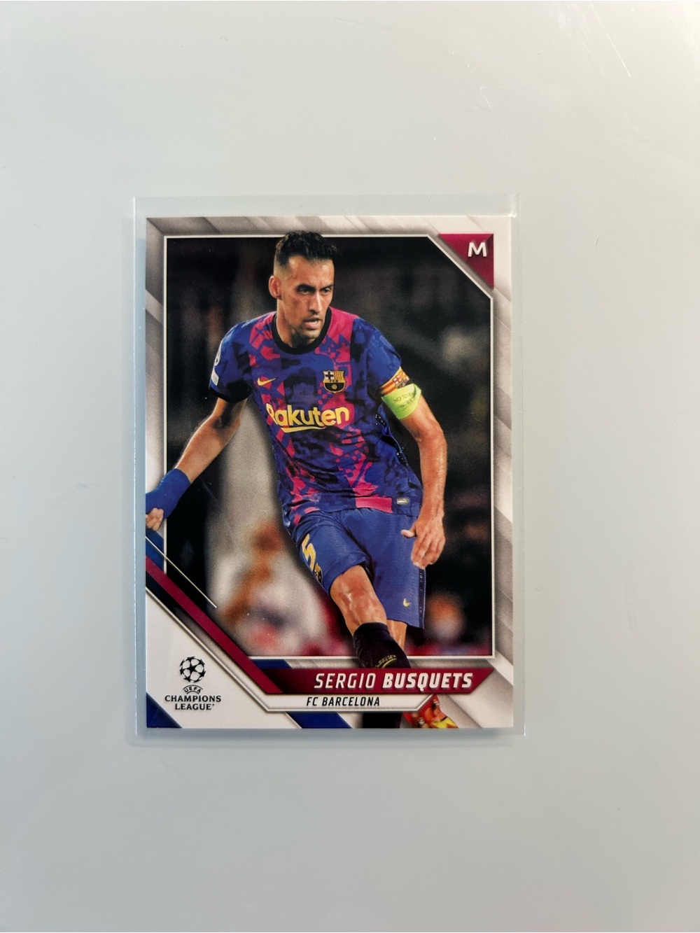 2022 Sergio Busquets FC Barcelona Trading Card - Blue & Pink Jersey
